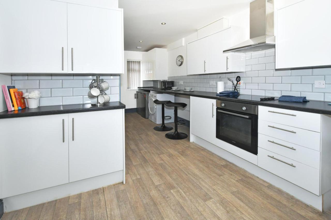 Townhouse @ Chiltern Place Newcastle Under Lyme Silverdale  外观 照片